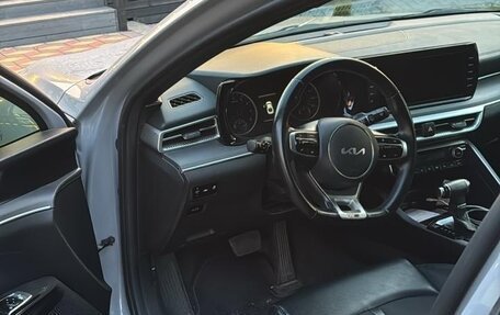 KIA K5, 2021 год, 2 100 000 рублей, 6 фотография