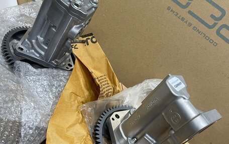 Toyota Land Cruiser 200, 2008 год, 2 800 000 рублей, 28 фотография