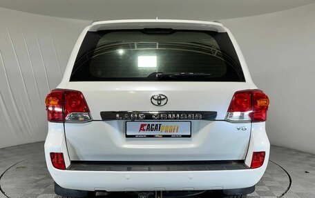 Toyota Land Cruiser 200, 2014 год, 3 670 000 рублей, 6 фотография