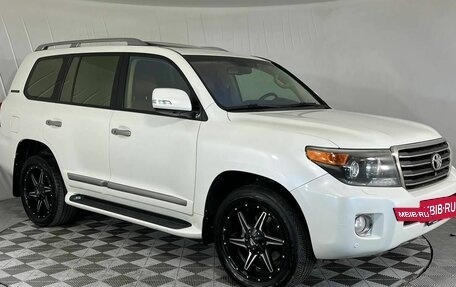 Toyota Land Cruiser 200, 2014 год, 3 670 000 рублей, 3 фотография