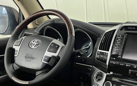 Toyota Land Cruiser 200, 2014 год, 3 670 000 рублей, 15 фотография