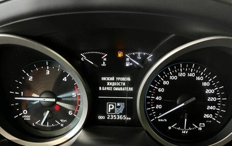 Toyota Land Cruiser 200, 2014 год, 3 670 000 рублей, 25 фотография