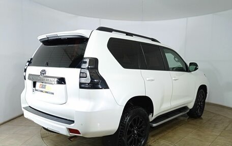 Toyota Land Cruiser Prado 150 рестайлинг 2, 2021 год, 4 710 000 рублей, 5 фотография