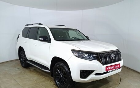 Toyota Land Cruiser Prado 150 рестайлинг 2, 2021 год, 4 710 000 рублей, 3 фотография