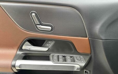 Mercedes-Benz GLB, 2021 год, 2 380 000 рублей, 11 фотография