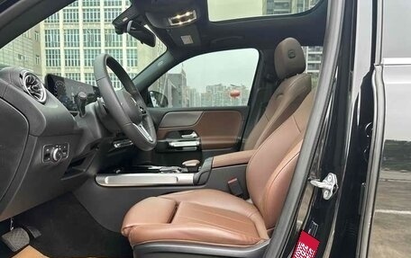 Mercedes-Benz GLB, 2021 год, 2 380 000 рублей, 13 фотография