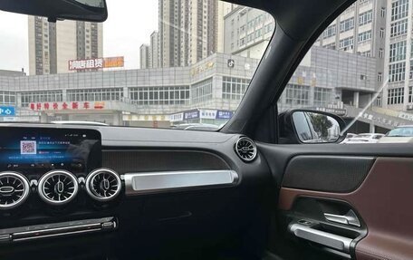 Mercedes-Benz GLB, 2021 год, 2 380 000 рублей, 25 фотография