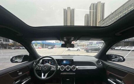 Mercedes-Benz GLB, 2021 год, 2 380 000 рублей, 29 фотография