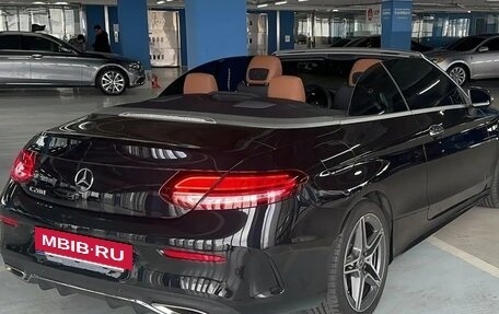 Mercedes-Benz C-Класс, 2018 год, 2 643 000 рублей, 2 фотография