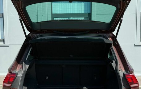 Volkswagen Tiguan II, 2021 год, 2 575 000 рублей, 20 фотография
