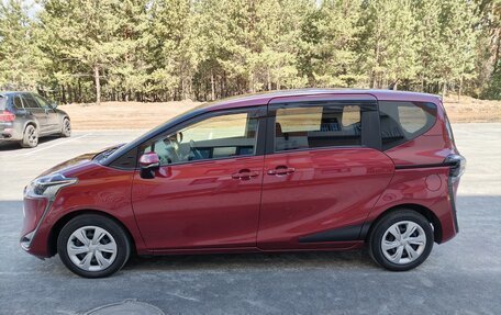 Toyota Sienta II, 2020 год, 2 100 000 рублей, 10 фотография