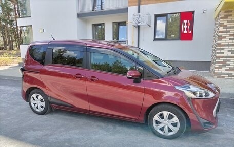 Toyota Sienta II, 2020 год, 2 100 000 рублей, 3 фотография