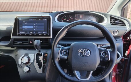 Toyota Sienta II, 2020 год, 2 100 000 рублей, 16 фотография