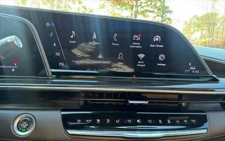 Cadillac Escalade V, 2022 год, 8 890 000 рублей, 20 фотография