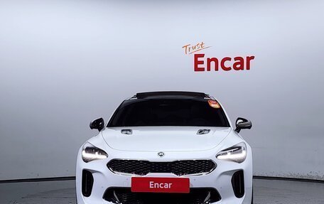 KIA Stinger I, 2020 год, 2 650 000 рублей, 3 фотография