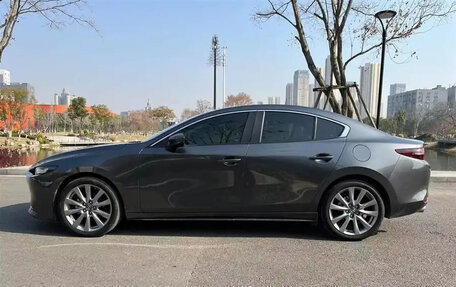 Mazda 3, 2021 год, 1 600 000 рублей, 14 фотография
