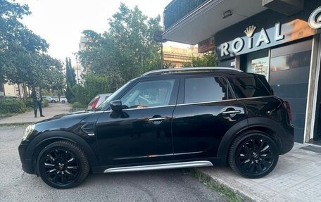 MINI Countryman II (F60), 2022 год, 2 820 000 рублей, 2 фотография