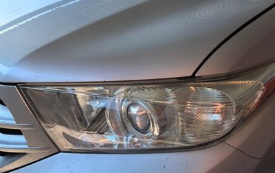 Toyota Highlander III, 2011 год, 2 250 000 рублей, 1 фотография