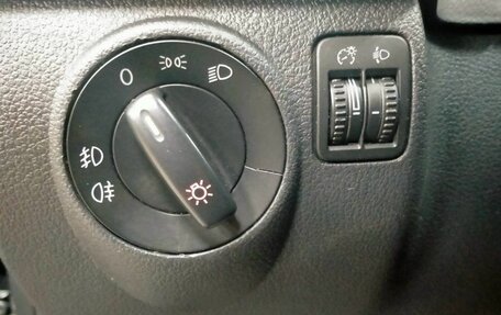 Volkswagen Tiguan I, 2010 год, 995 000 рублей, 15 фотография