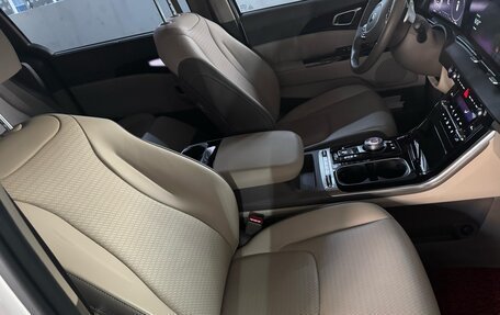 KIA Carnival, 2021 год, 2 950 000 рублей, 10 фотография
