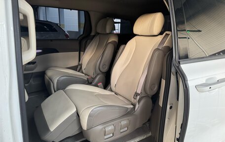 KIA Carnival, 2021 год, 2 950 000 рублей, 28 фотография