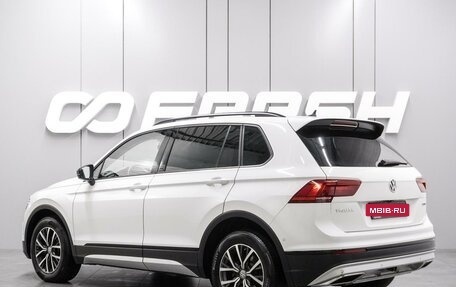Volkswagen Tiguan II, 2019 год, 2 199 000 рублей, 2 фотография