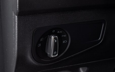 Volkswagen Tiguan II, 2019 год, 2 199 000 рублей, 14 фотография