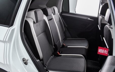 Volkswagen Tiguan II, 2019 год, 2 199 000 рублей, 7 фотография