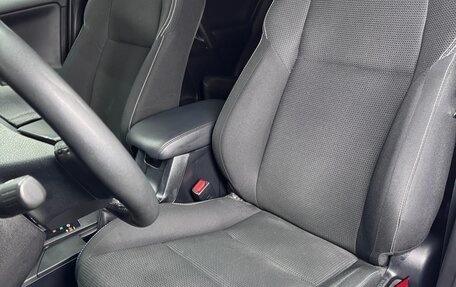 Toyota RAV4, 2019 год, 2 600 000 рублей, 8 фотография