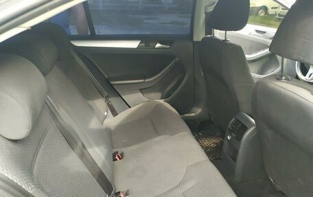 Volkswagen Jetta VI, 2013 год, 922 000 рублей, 11 фотография