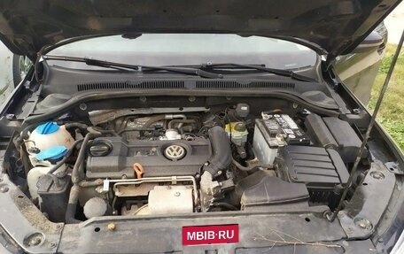 Volkswagen Jetta VI, 2013 год, 922 000 рублей, 6 фотография