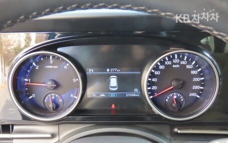 KIA Carnival, 2020 год, 2 175 000 рублей, 8 фотография