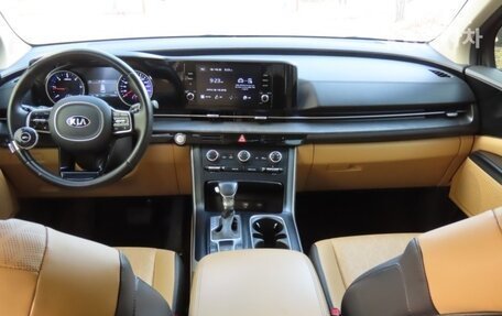 KIA Carnival, 2020 год, 2 175 000 рублей, 6 фотография