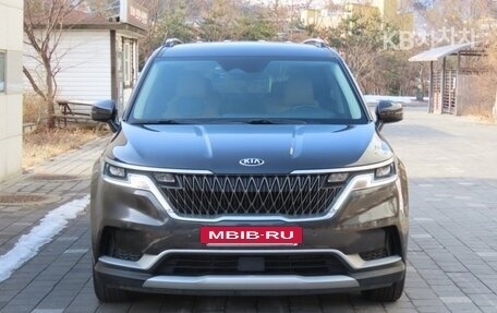 KIA Carnival, 2020 год, 2 175 000 рублей, 2 фотография