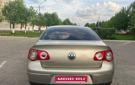 Volkswagen Passat B6, 2006 год, 580 000 рублей, 4 фотография