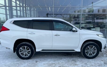 Mitsubishi Pajero Sport III рестайлинг, 2019 год, 3 087 900 рублей, 3 фотография
