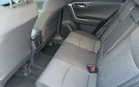 Toyota RAV4, 2020 год, 3 030 000 рублей, 14 фотография