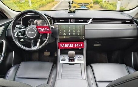 Jaguar F-Pace, 2021 год, 2 600 900 рублей, 7 фотография