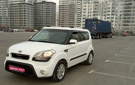 KIA Soul II рестайлинг, 2013 год, 1 050 000 рублей, 1 фотография