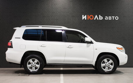 Toyota Land Cruiser 200, 2011 год, 3 495 000 рублей, 7 фотография