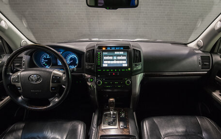 Toyota Land Cruiser 200, 2011 год, 3 495 000 рублей, 20 фотография