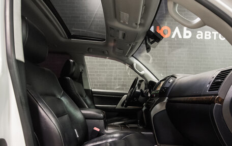 Toyota Land Cruiser 200, 2011 год, 3 495 000 рублей, 17 фотография
