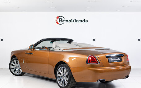 Rolls-Royce Dawn, 2016 год, 36 990 000 рублей, 11 фотография