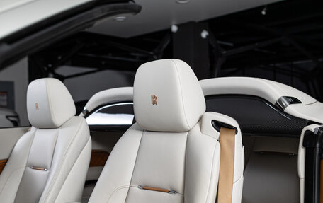 Rolls-Royce Dawn, 2016 год, 36 990 000 рублей, 17 фотография
