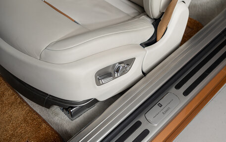 Rolls-Royce Dawn, 2016 год, 36 990 000 рублей, 18 фотография