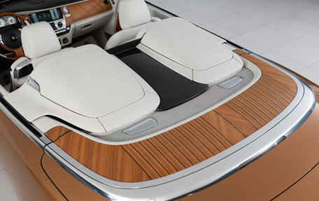 Rolls-Royce Dawn, 2016 год, 36 990 000 рублей, 36 фотография