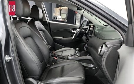 Hyundai Kona I, 2021 год, 1 570 000 рублей, 6 фотография