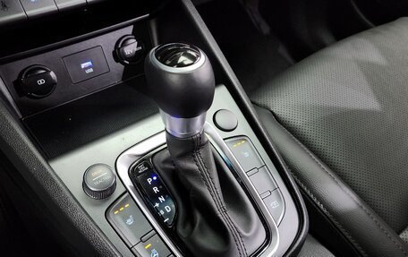 Hyundai Kona I, 2021 год, 1 570 000 рублей, 12 фотография