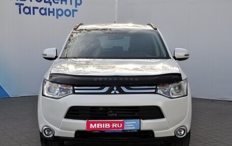 Mitsubishi Outlander III рестайлинг 3, 2014 год, 1 649 000 рублей, 2 фотография