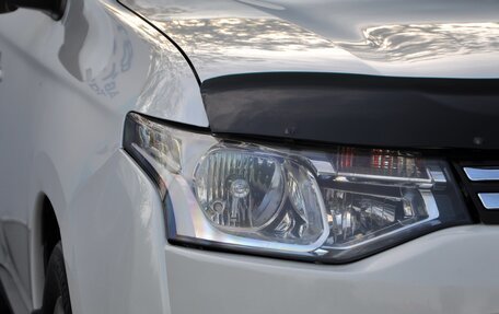 Mitsubishi Outlander III рестайлинг 3, 2014 год, 1 649 000 рублей, 10 фотография